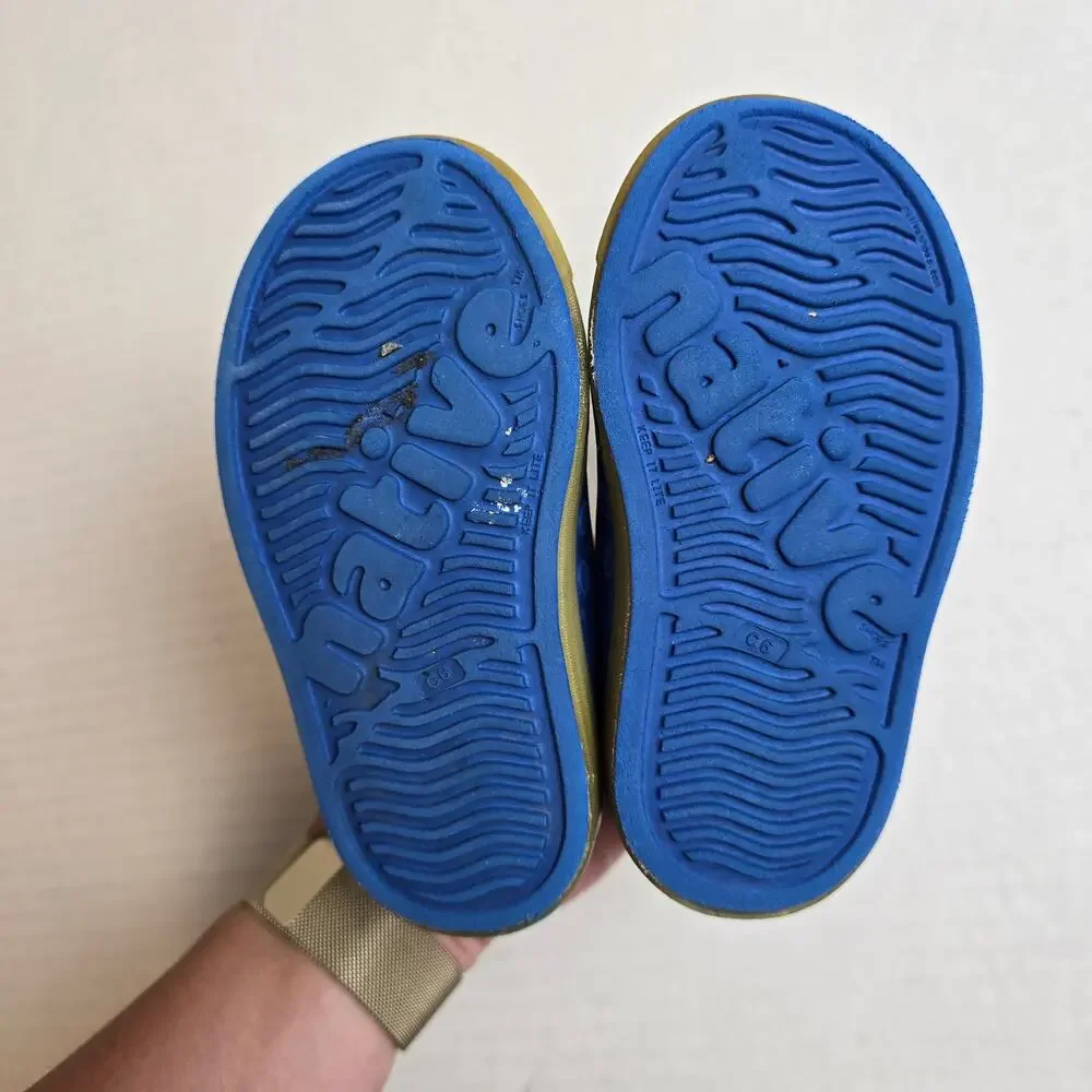 Native Jefferson Glow Blue Shoes Size C6 Slip On Water Shoes